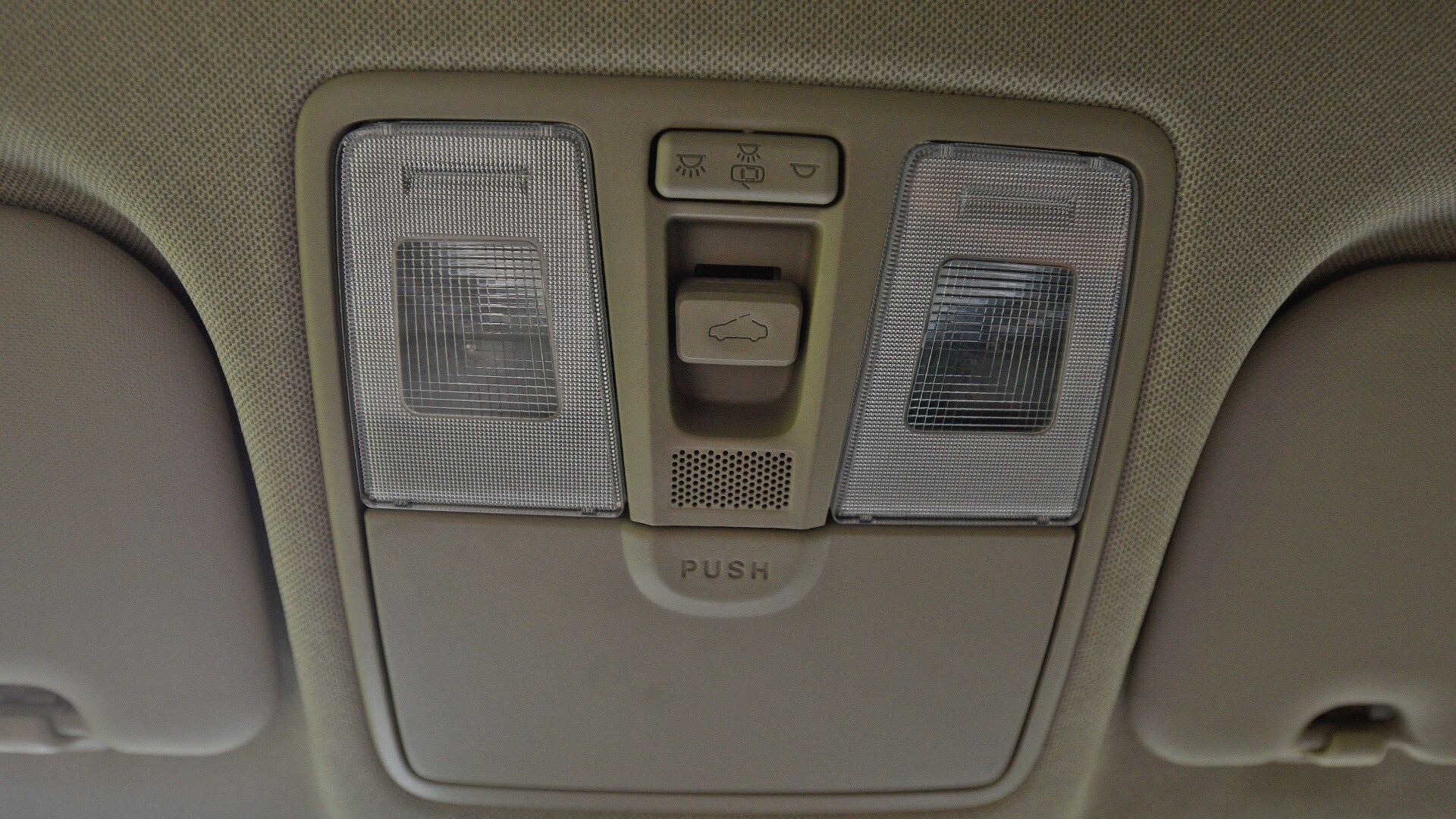 Hyundai Verna 2017 E Petrol Interior