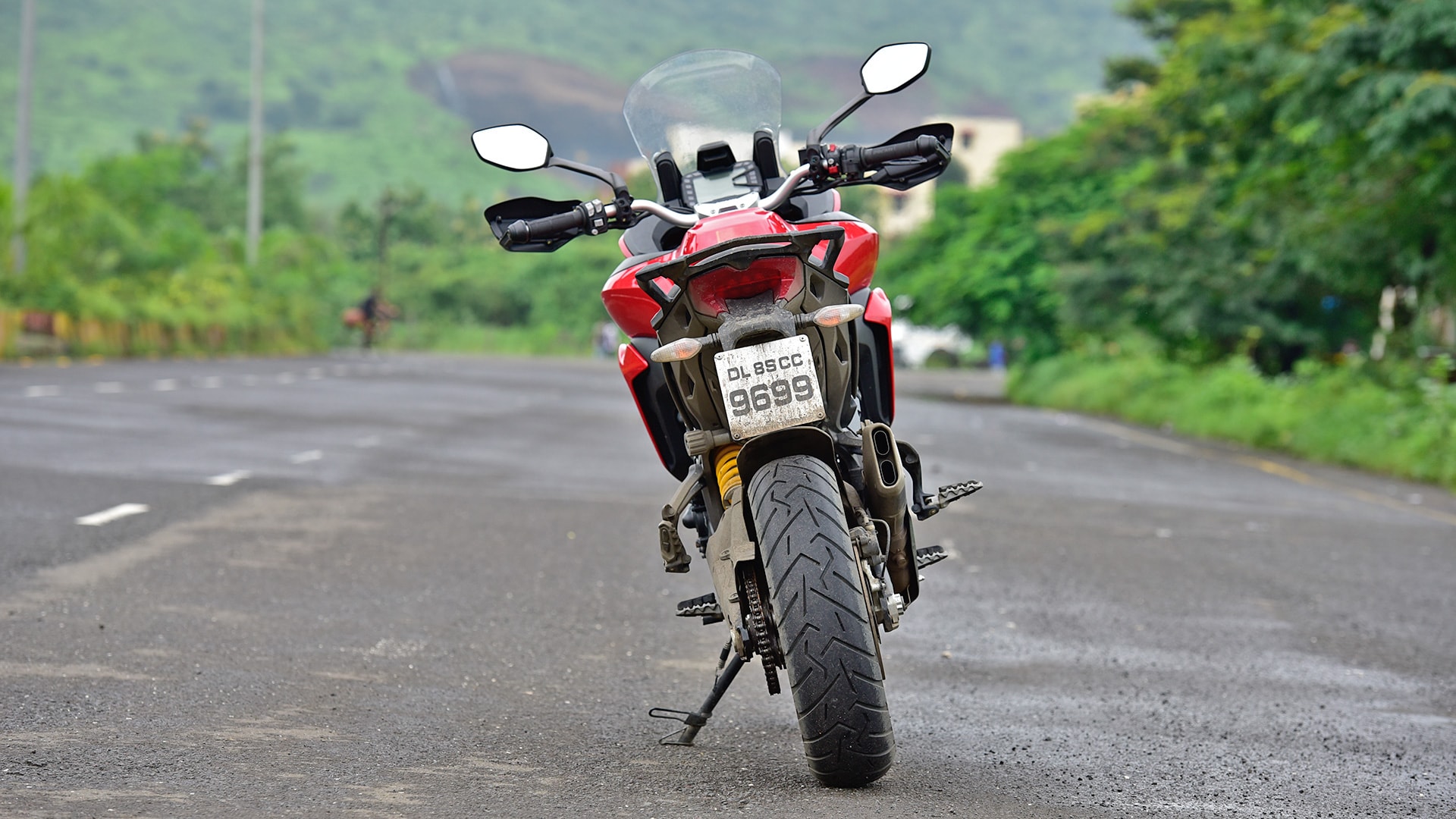 Ducati Multistrada 950 2017 STD Compare