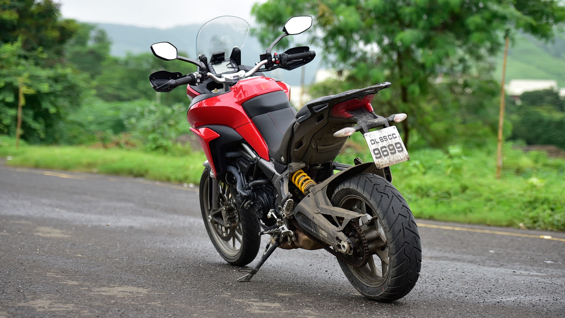 Ducati Multistrada 950 2017 STD Compare