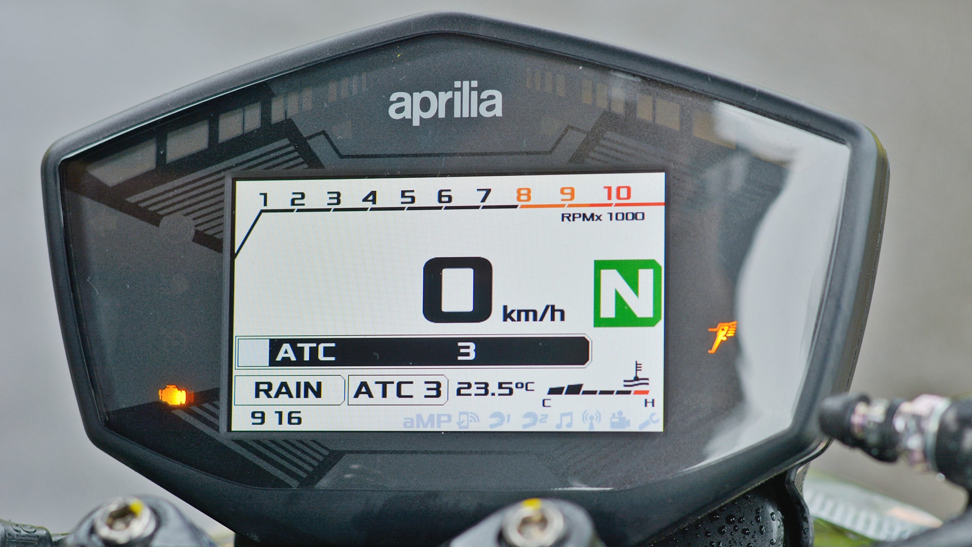 Aprilia Shiver 900 2017 STD