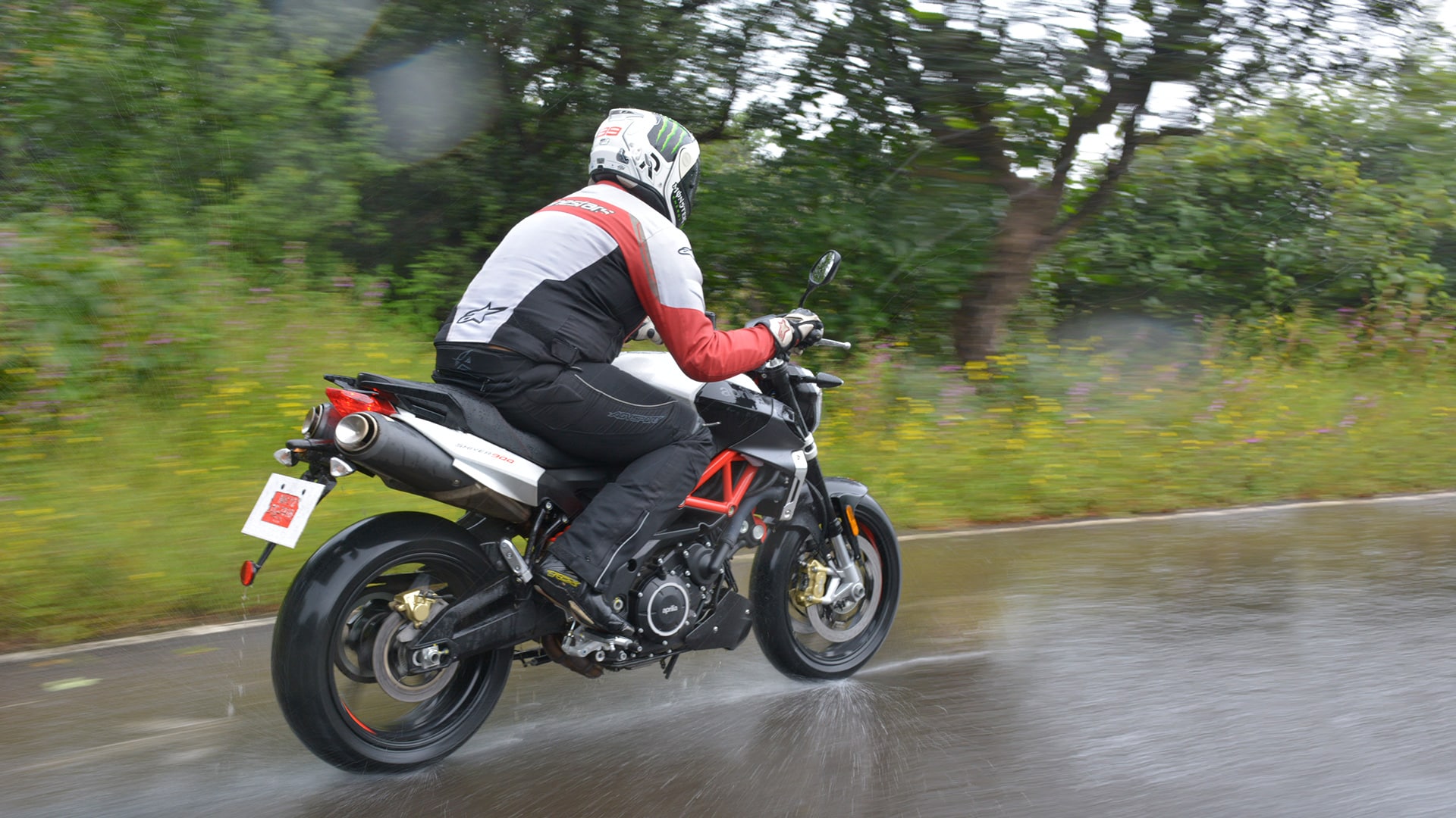 Aprilia Shiver 900 2017 STD