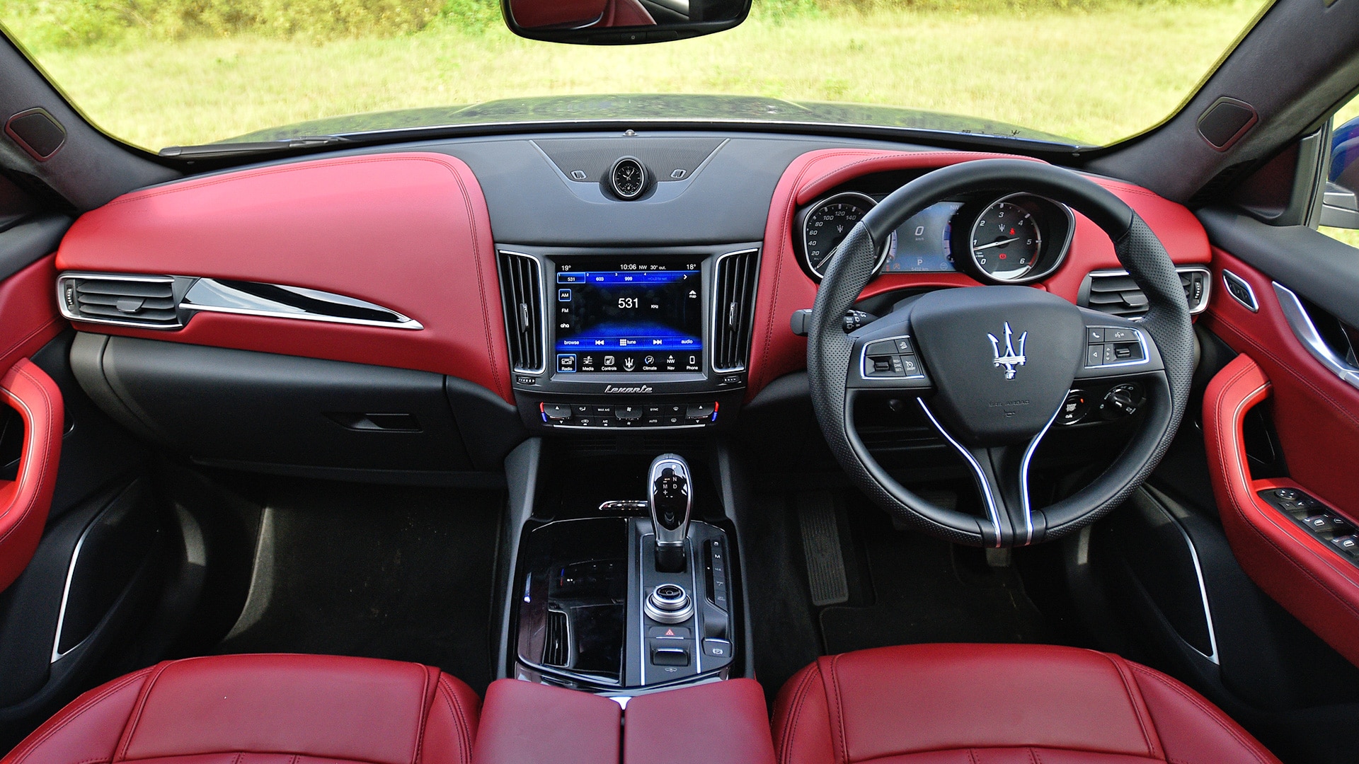 Maserati Lavante 2017 Diesel Std Compare