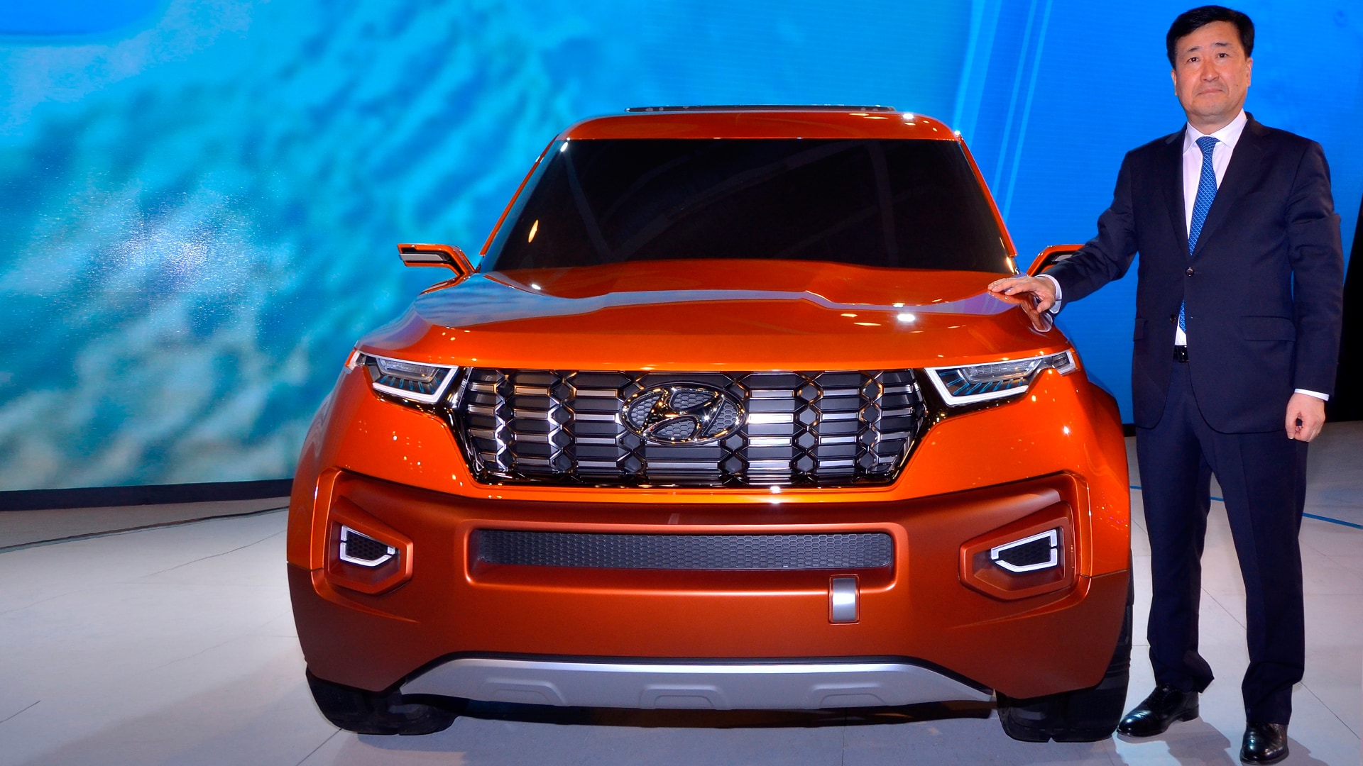 Hyundai Sub4m 2018 1.4l diesel Std Exterior