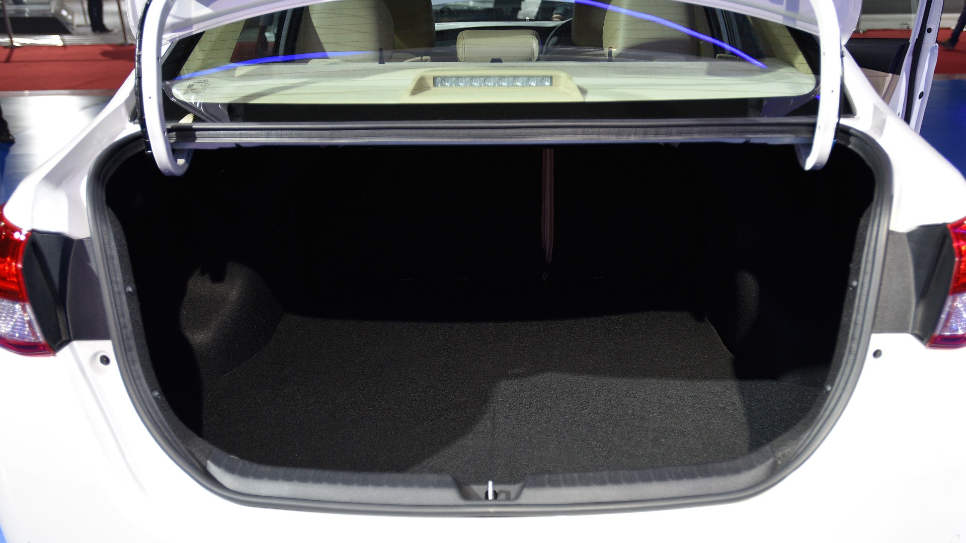 Toyota Yaris 2018 STD Exterior