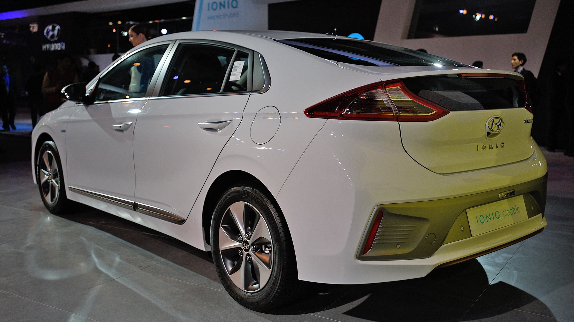 Hyundai Ioniq 2018 STD Exterior