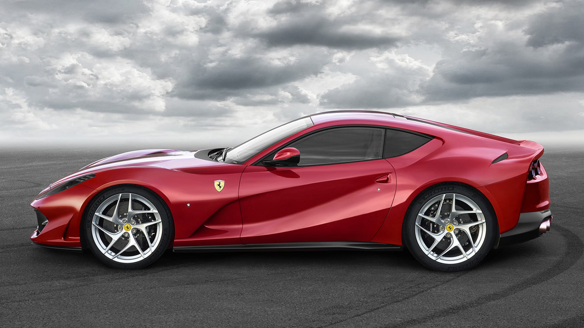 Ferrari 812 Superfast 2018 Exterior
