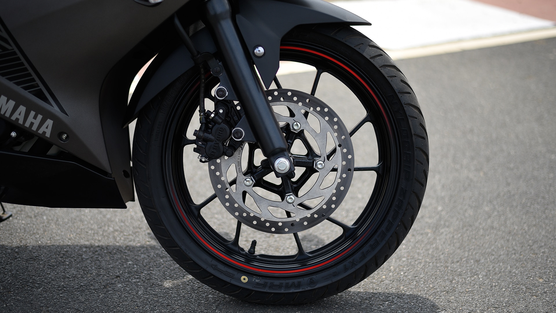 Yamaha YZF-R15 V3 2018 STD