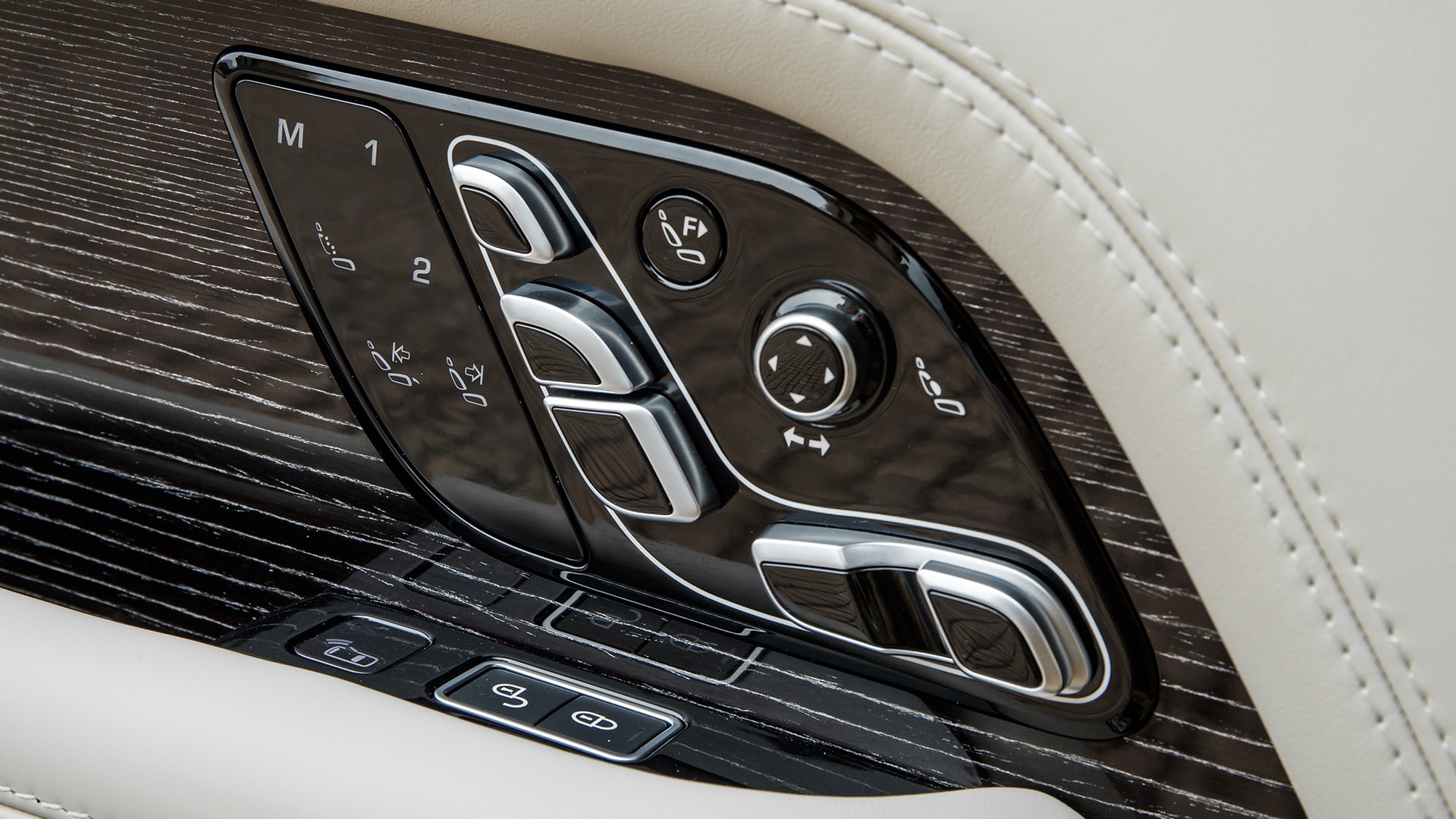 Land Rover Range Rover P400e Phev 2018 STD Interior