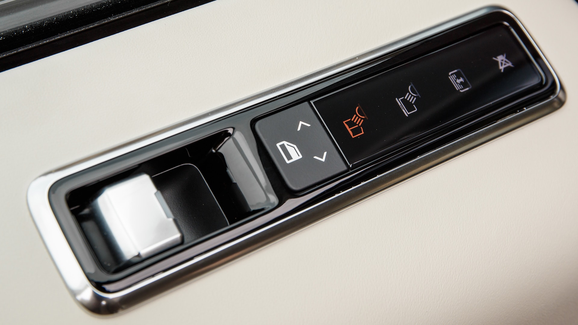 Land Rover Range Rover P400e Phev 2018 STD Interior