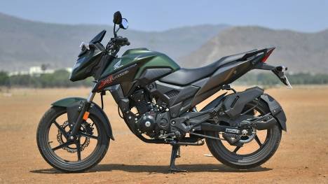Blade 160 X Blade Dual Disc Honda X-Blade 2018 STD Price In India