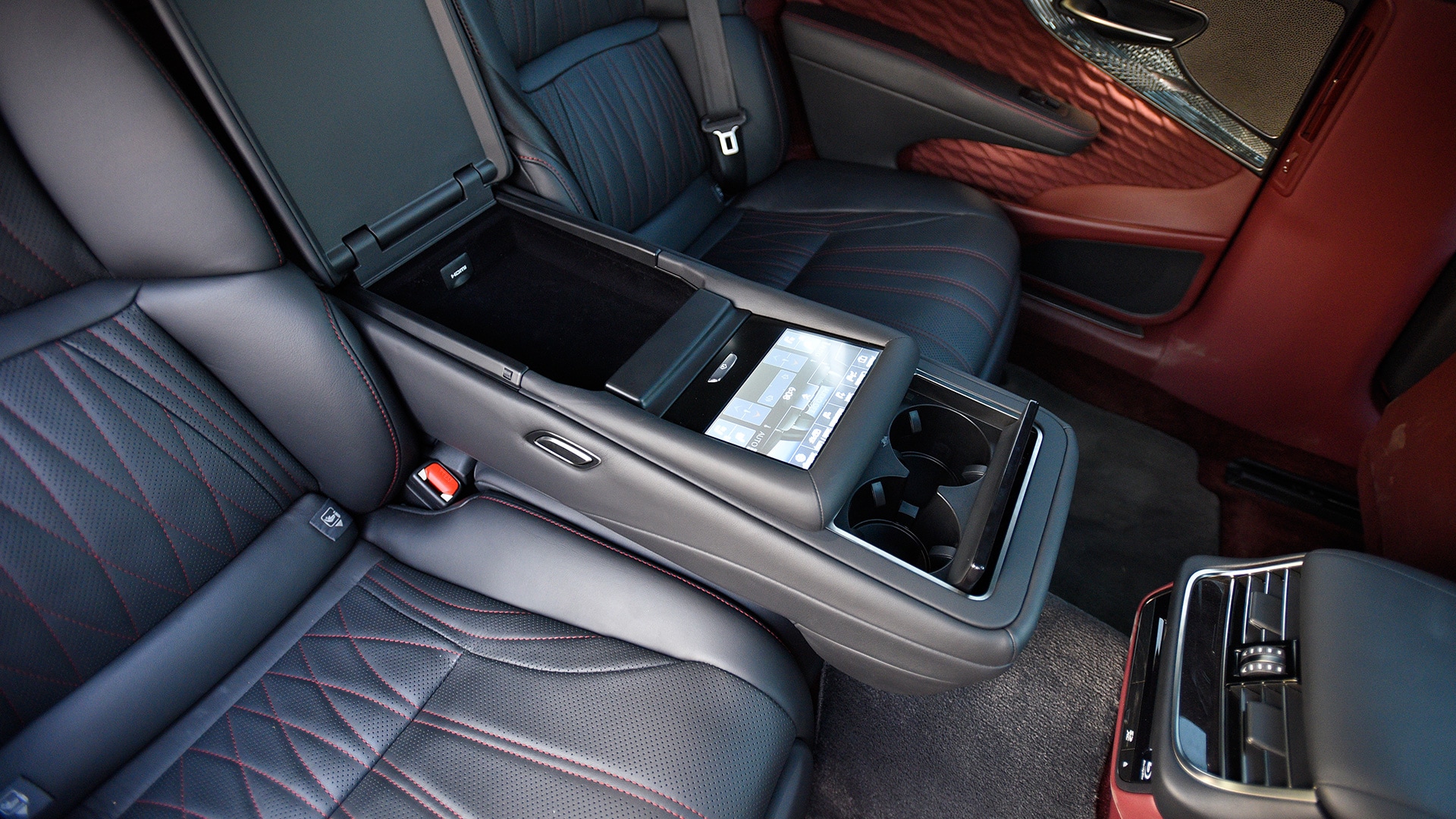 Lexus LS 500h 2018 Ultra Luxury Interior