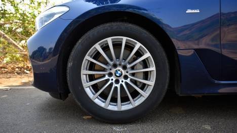 BMW 6 Series 2018 640i GT Exterior