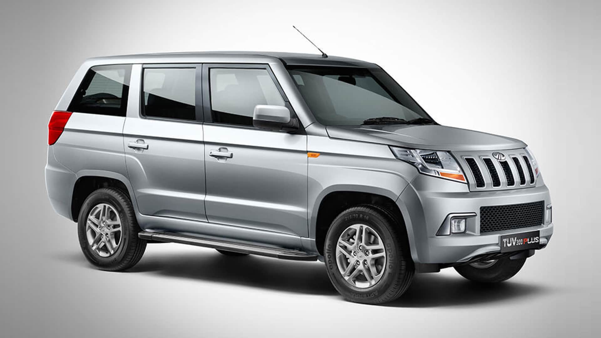 Mahindra TUV300 Plus 2018 P4 Exterior