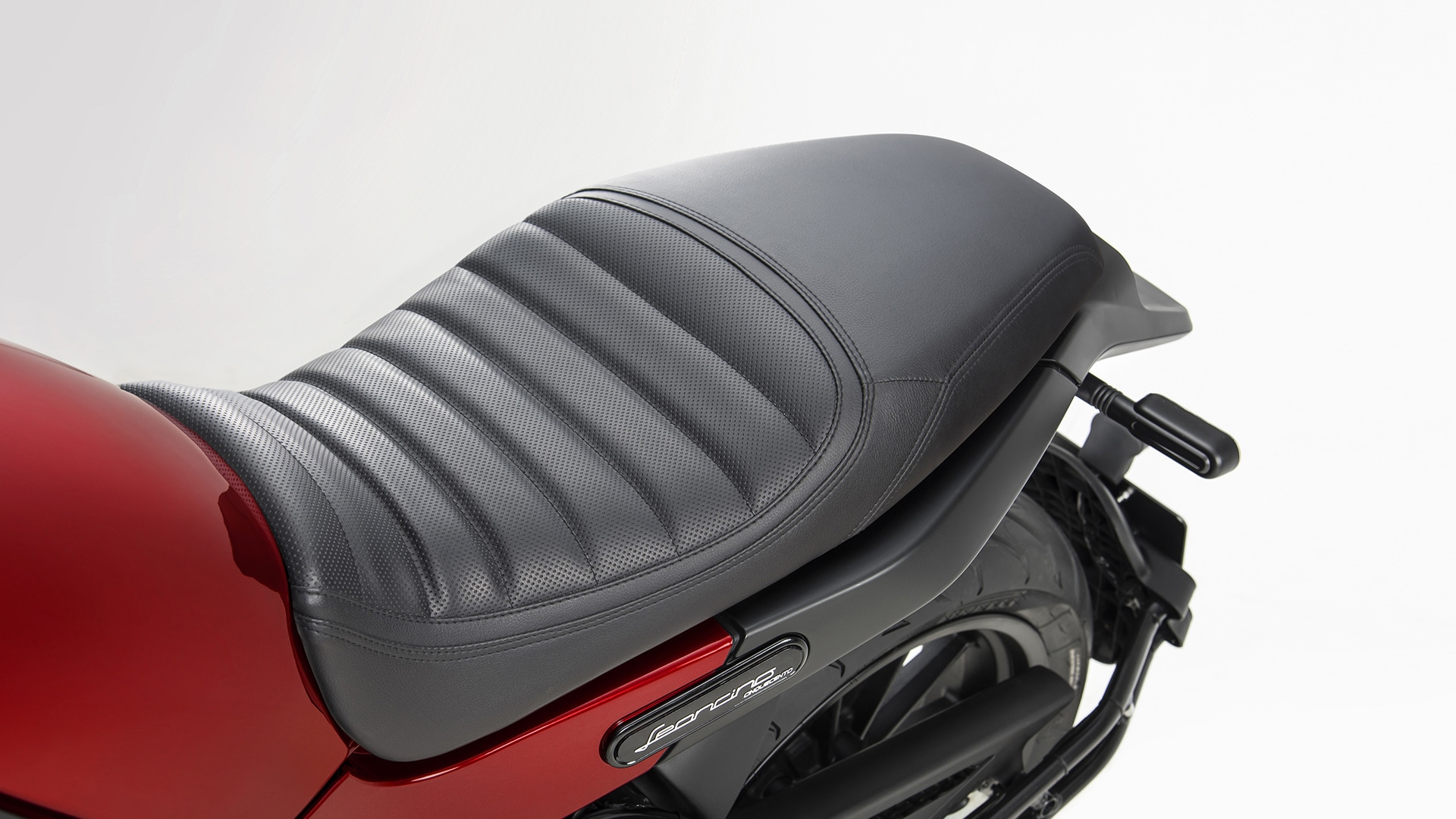 Benelli Leoncino 500 2018 Std