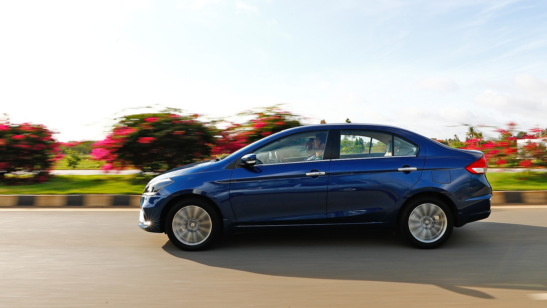 Maruti Suzuki Ciaz 2018 Zeta Petrol AT Exterior