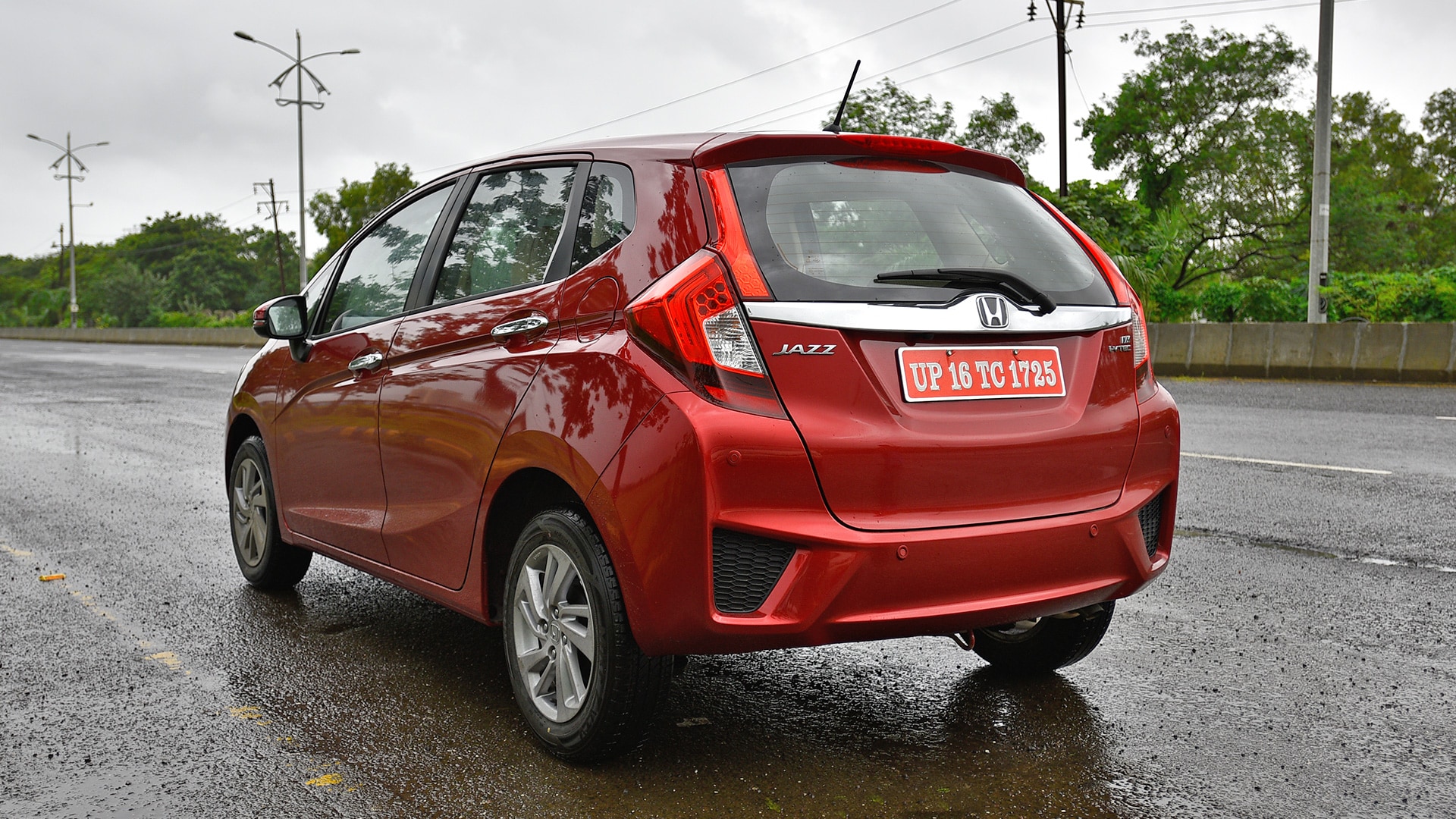Honda Jazz 2018 Petrol VX Exterior