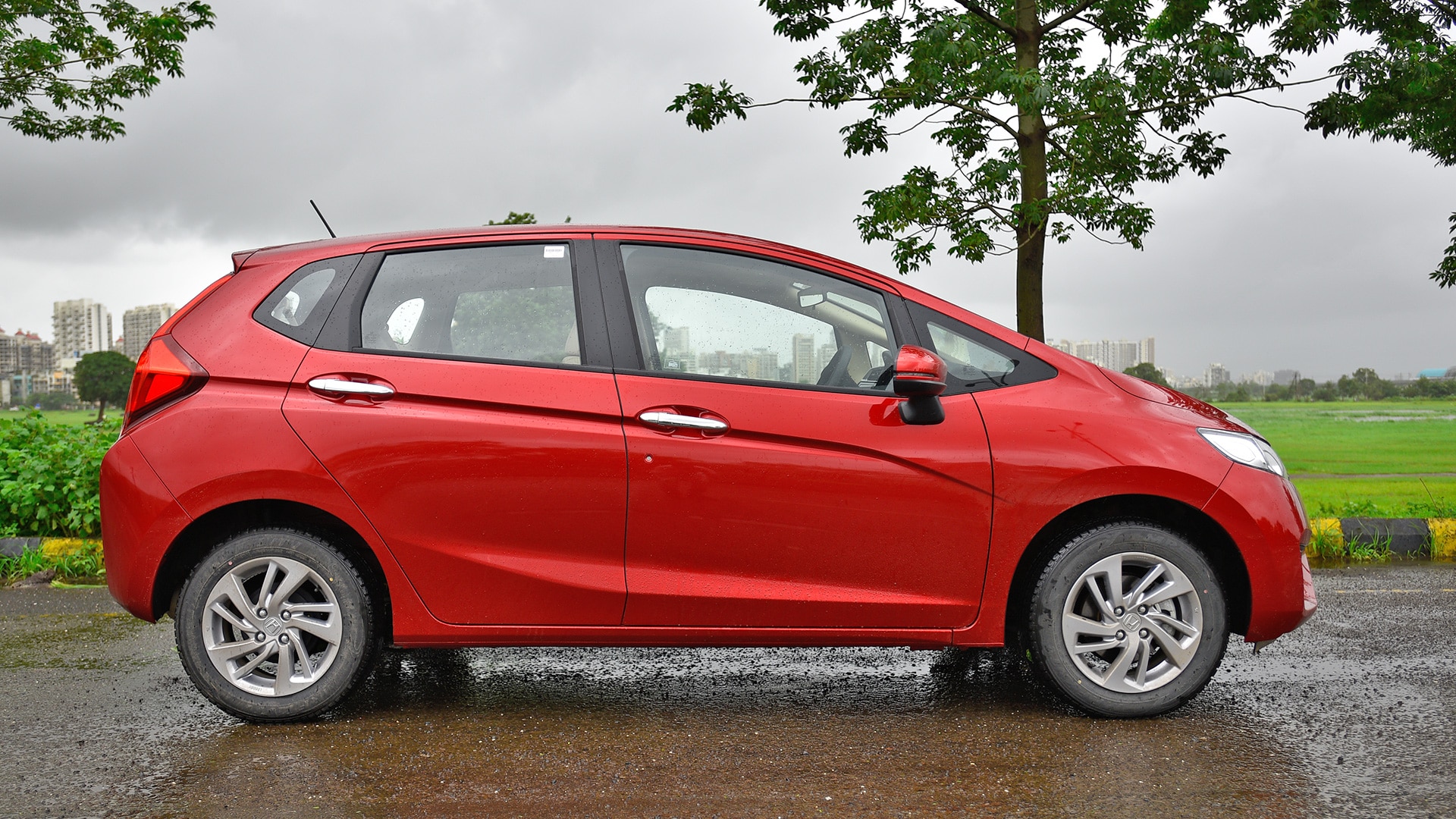 Honda Jazz 2018 Petrol VX Exterior