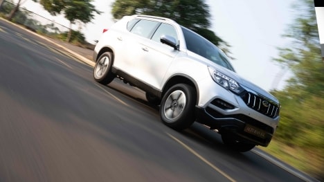 Mahindra Alturas G4 2019 2.2L Std Exterior