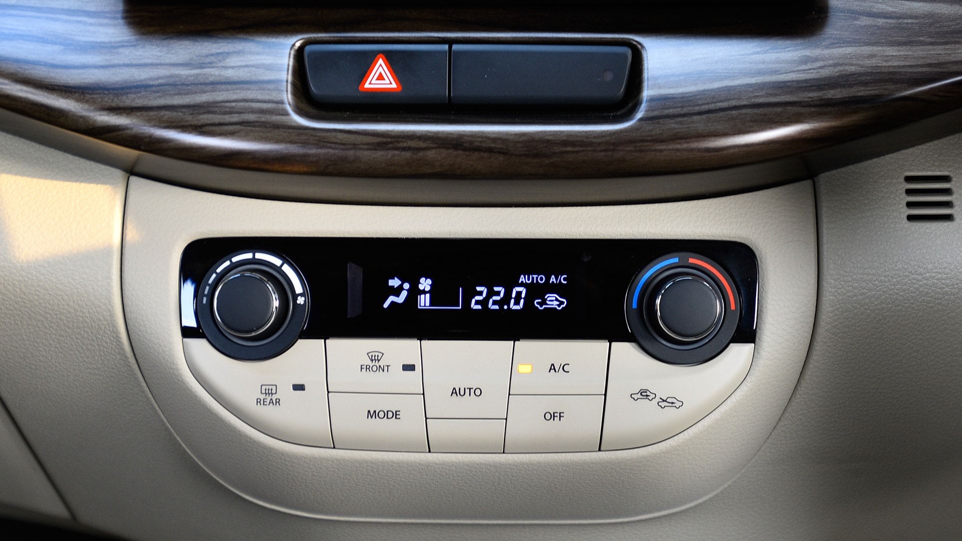Maruti Suzuki Ertiga 2019 Zxi Plus Interior