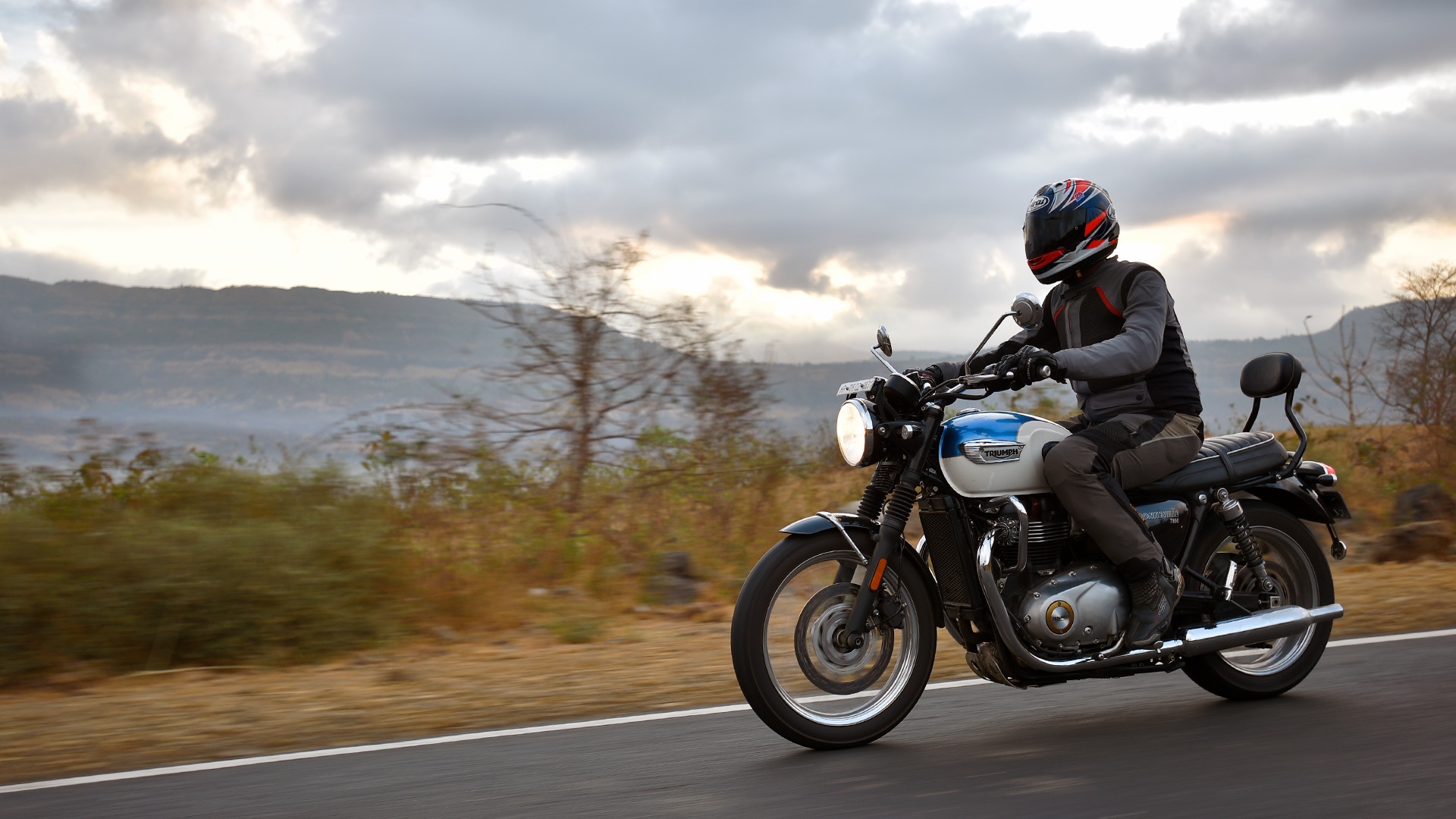 Triumph Bonneville T100 2016 STD