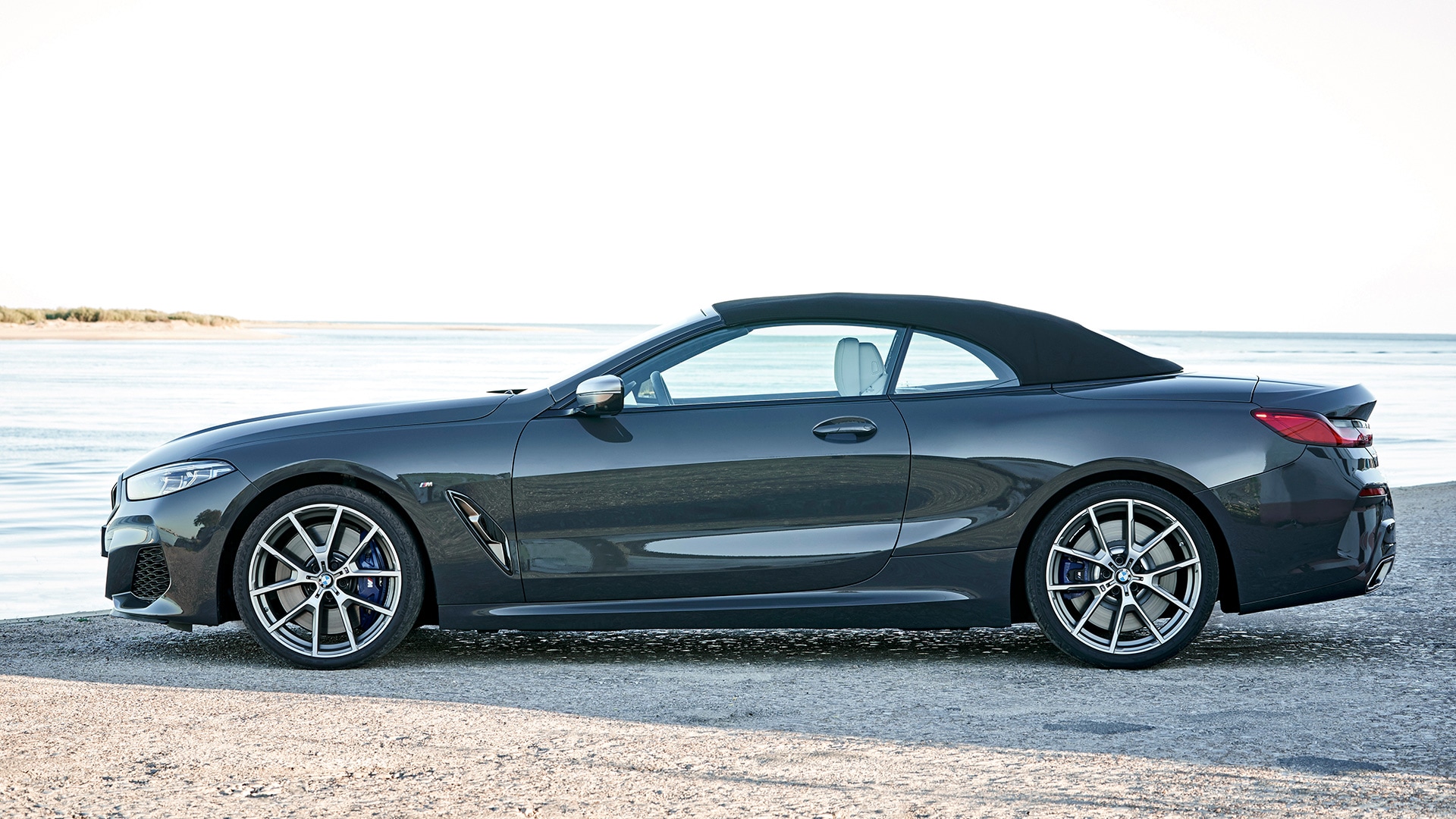 BMW 8 series convertible 2019 M850i Exterior