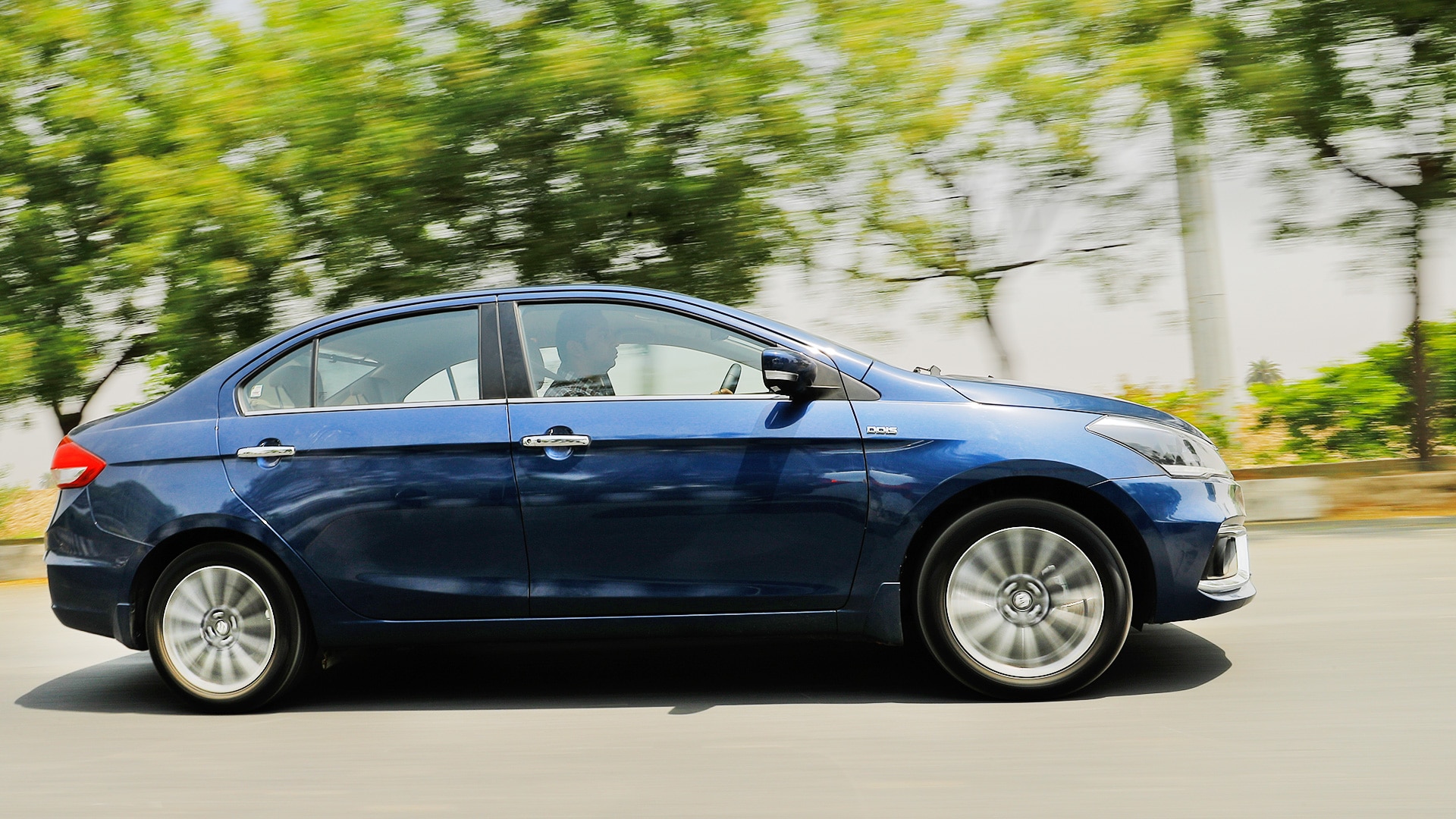 Maruti Suzuki Ciaz 2019 Zeta Petrol AT Exterior