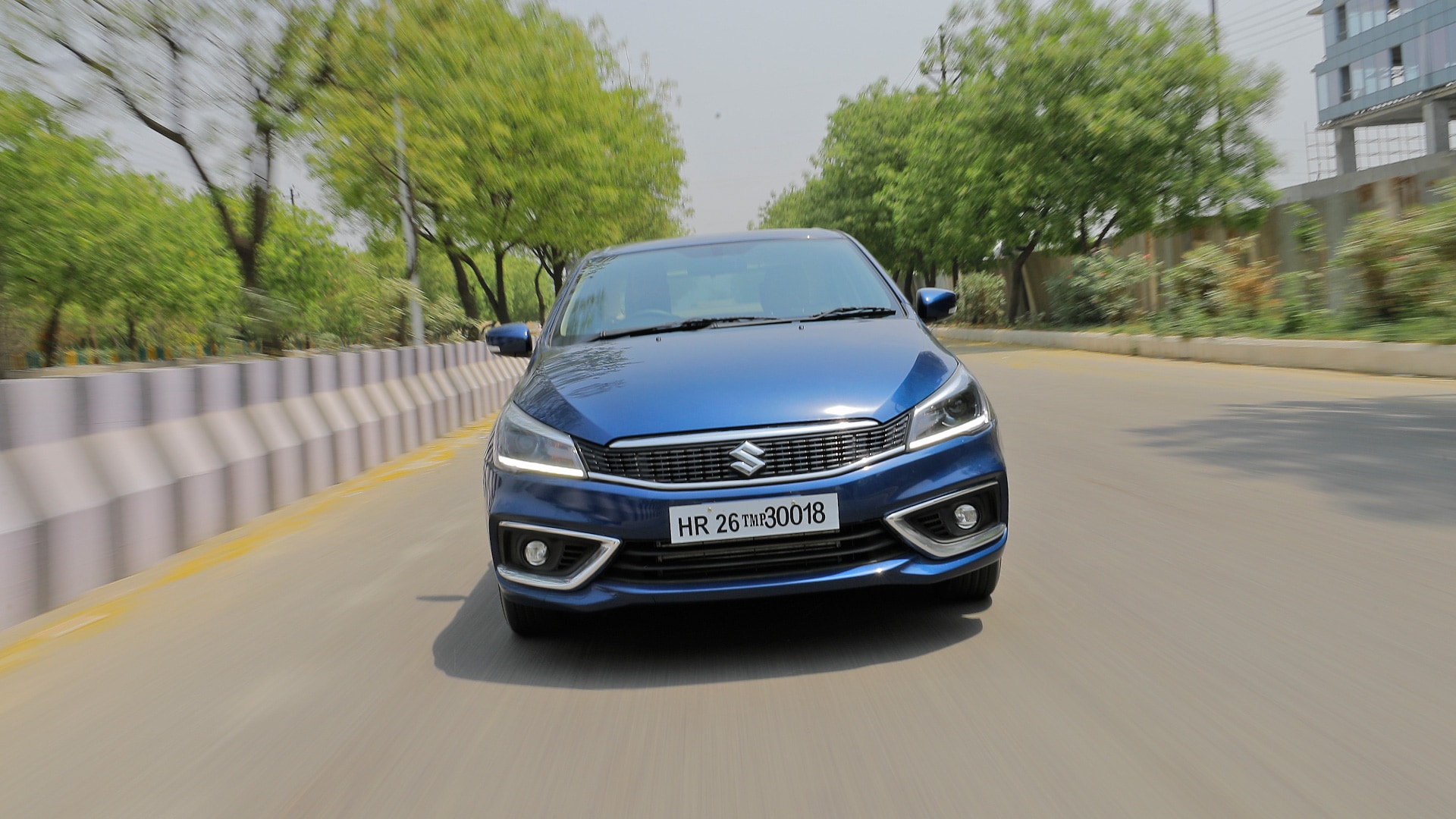 Maruti Suzuki Ciaz 2019 Zeta Petrol AT Exterior