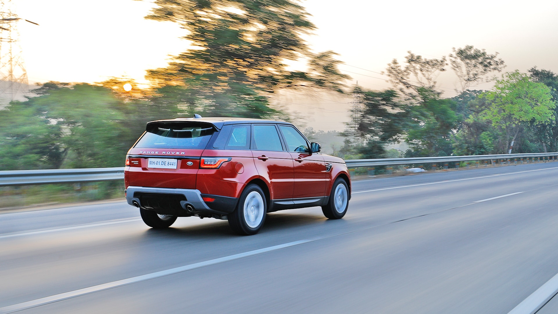 Land Rover Range Rover Sport 2019 2.0 l Petrol HSE Exterior