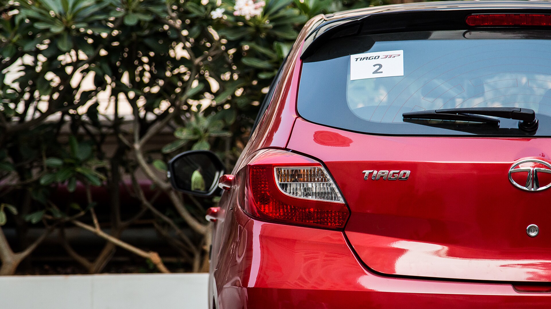 Tata Tiago JTP 2018 Revotron Exterior