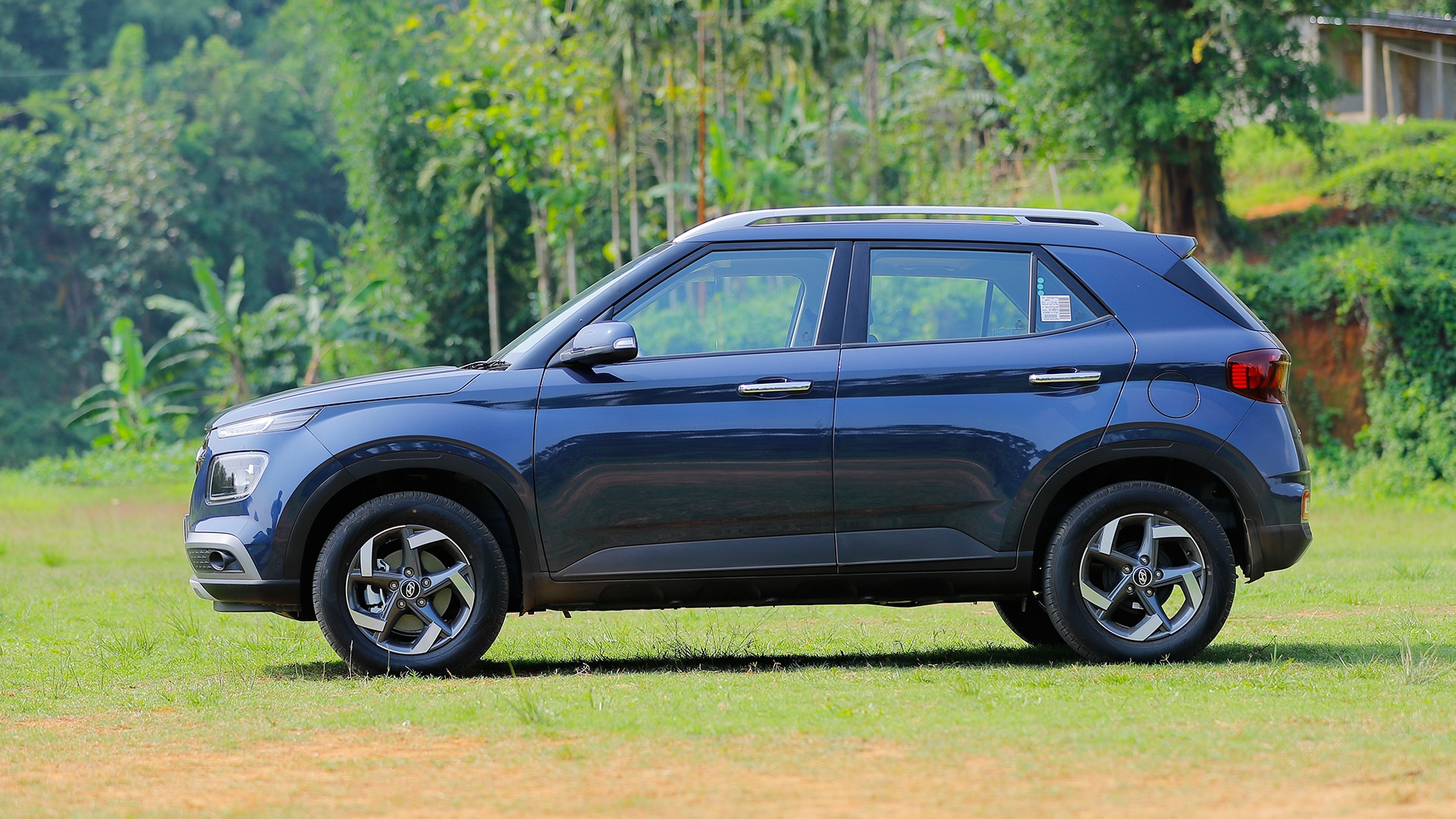 Hyundai Venue 2019 1.4 CRDi MT E Exterior