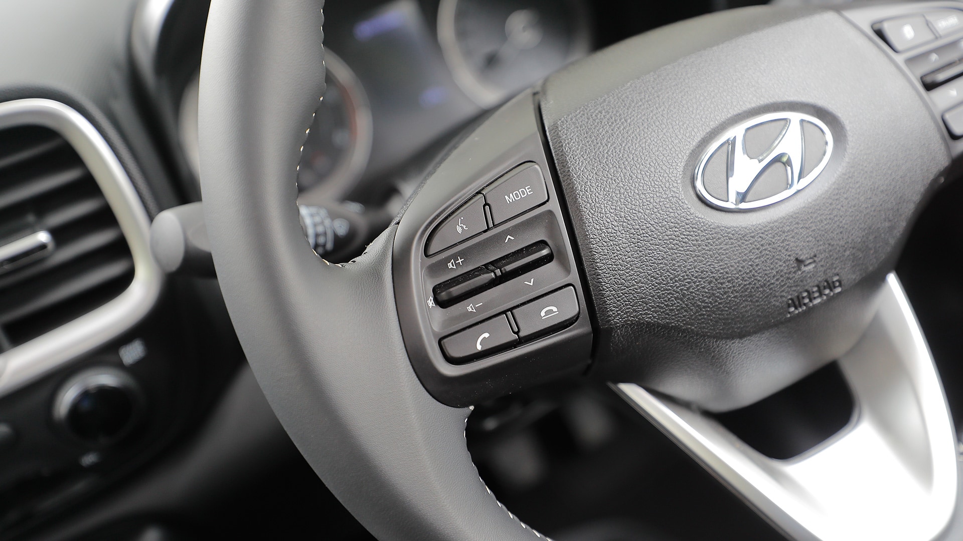 Hyundai Venue 2019 1.4 CRDi MT E Interior