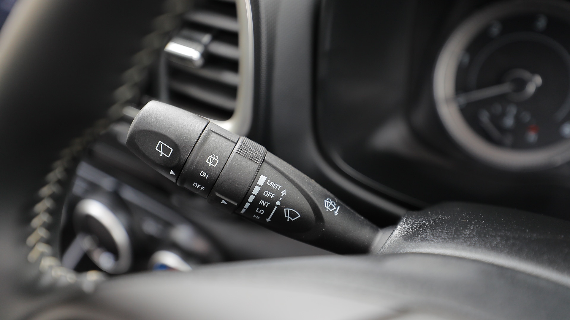 Hyundai Venue 2019 1.4 CRDi MT E Interior