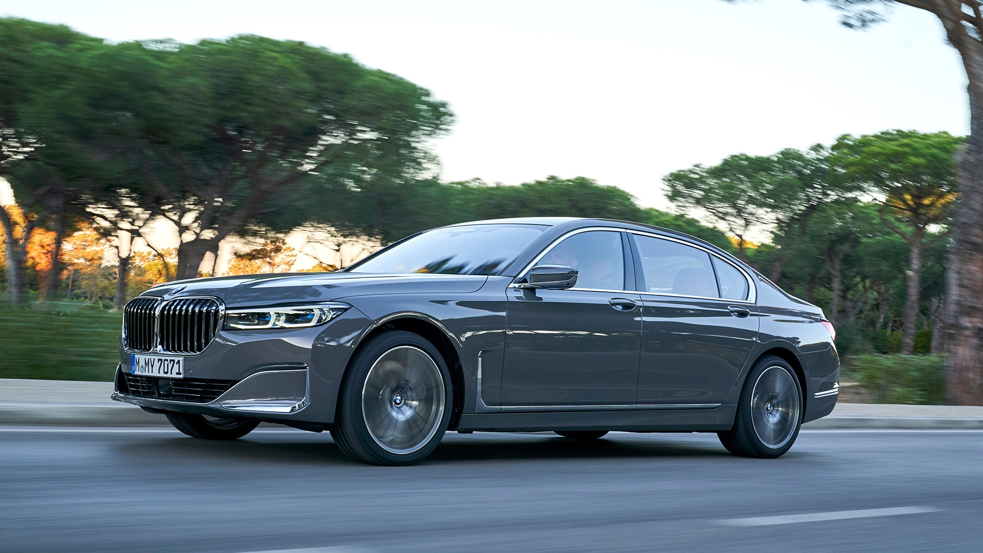 BMW 7 series 2019 730Ld Design Pure Excellence Signature Exterior