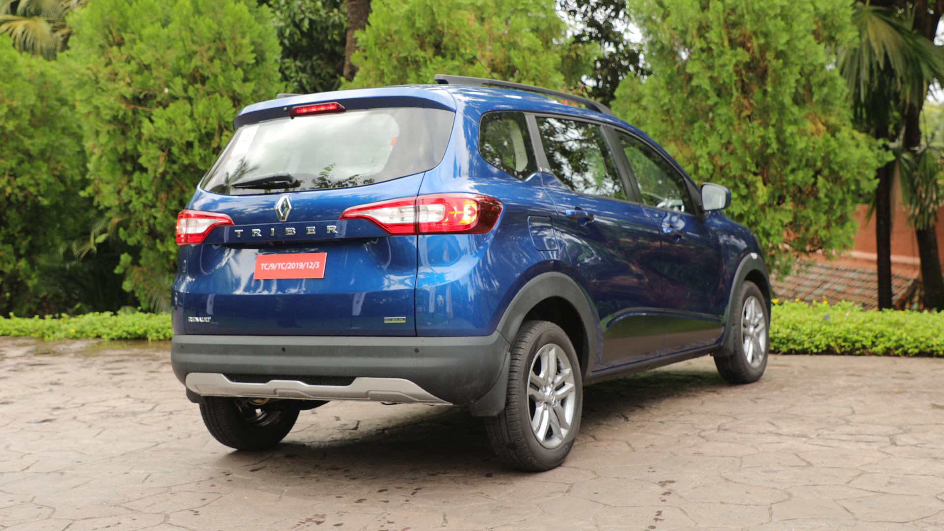Renault Triber 2019 RXL Exterior