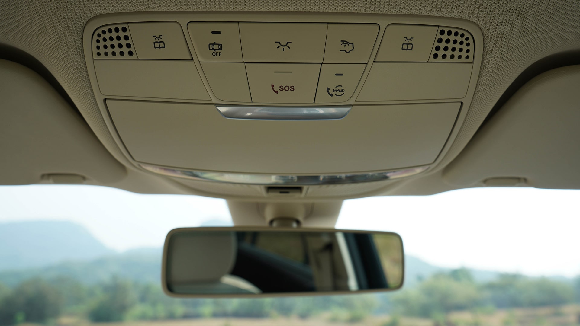 Mercedes Benz GLC 2020 - 220d 4MATIC Interior