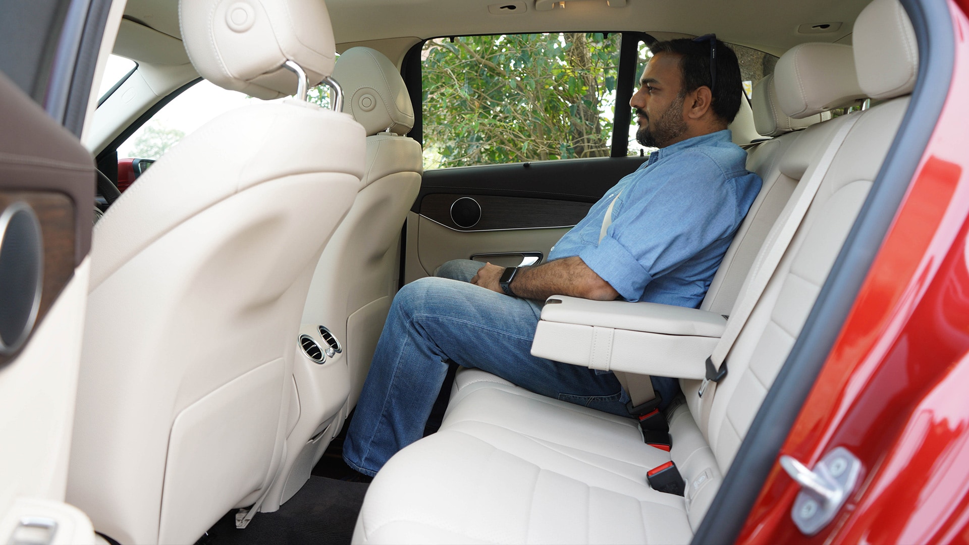 Mercedes Benz GLC 2020 - 220d 4MATIC Interior