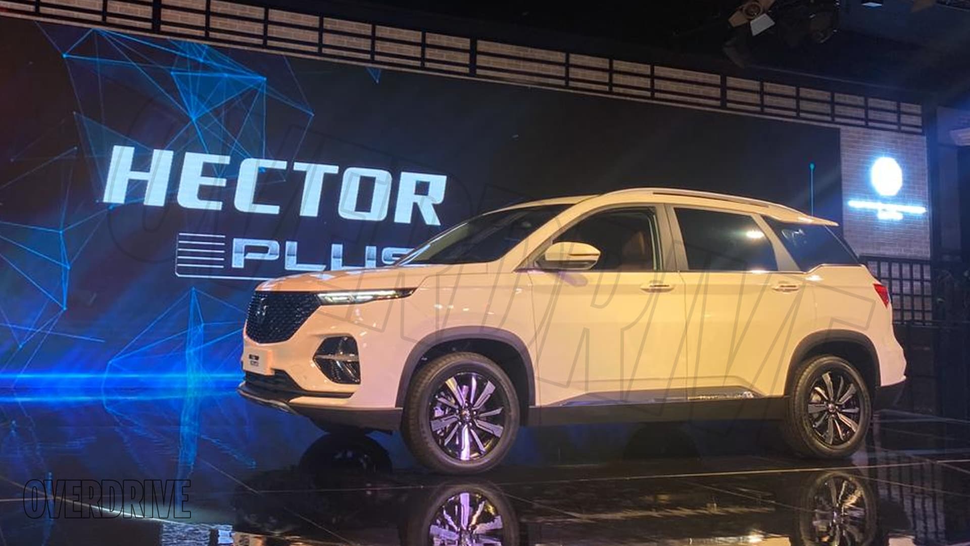 MG Hector Plus 2020 1.5 Petrol Exterior