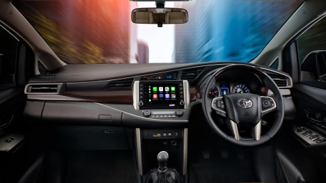 Toyota Innova Crysta 2021 2.4 ZX MT 7 Str Exterior