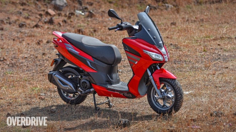 160 Mileage Aprilia Sxr 160 On Road Price Rs Scooty Aprilia Sxr