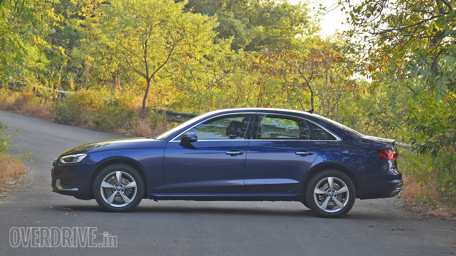 Audi A4 2021 40 TFSI Exterior