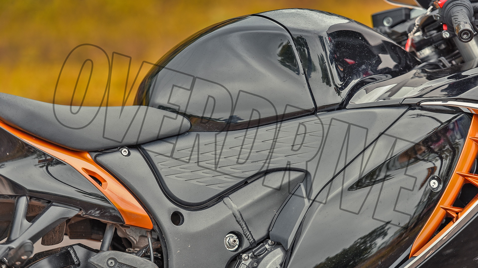 Suzuki Hayabusa 2021 STD