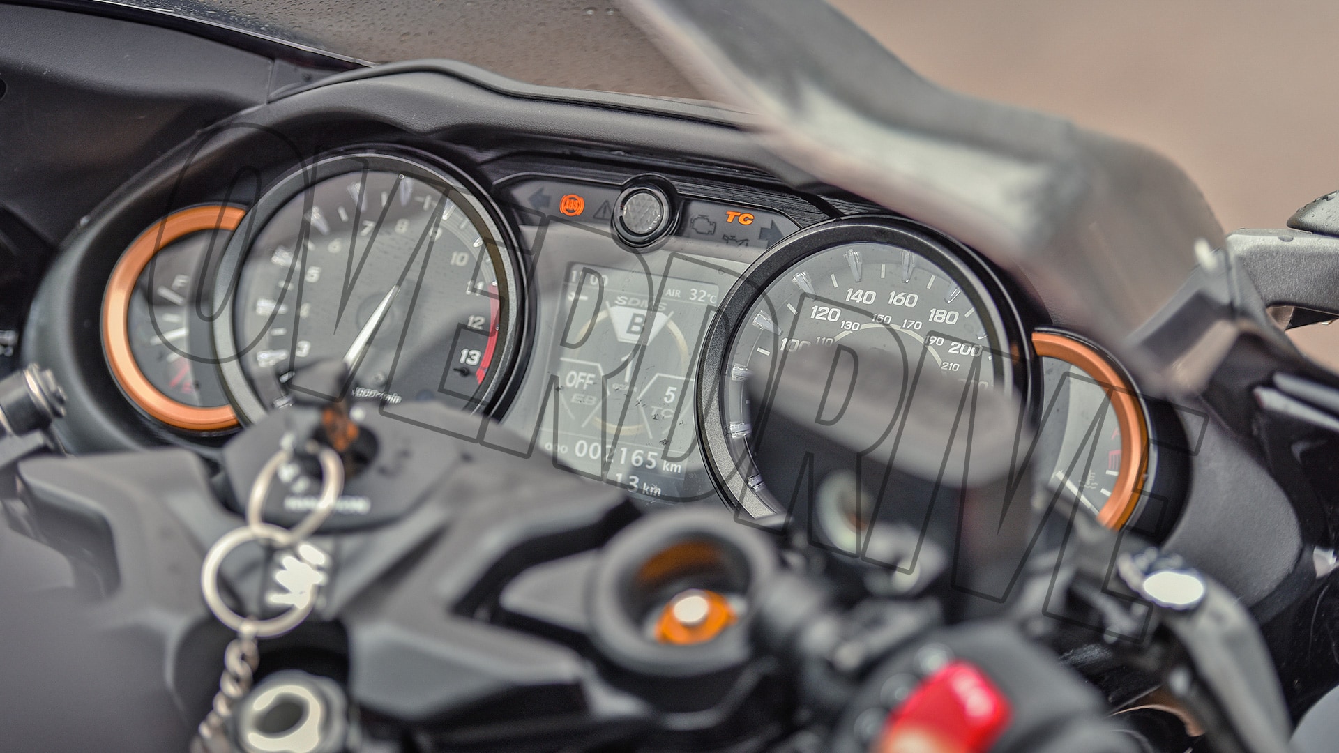 Suzuki Hayabusa 2021 STD