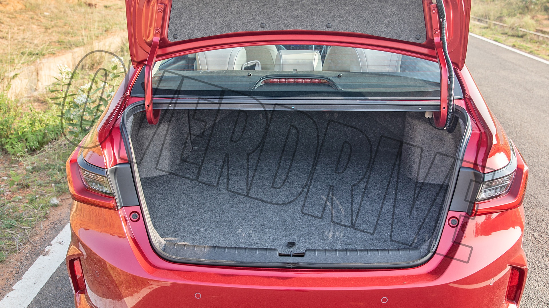 Honda City e:HEV 2022 ZX interior