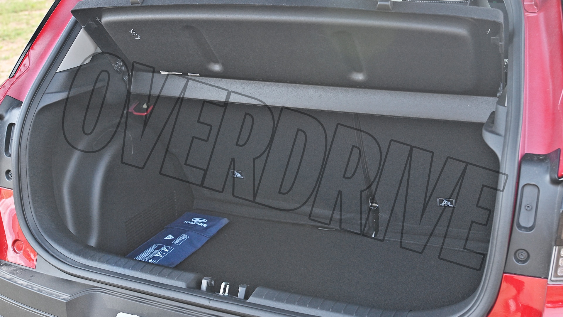 Hyundai Venue 2022 1.2 Kappa MT SX Dual Tone Interior