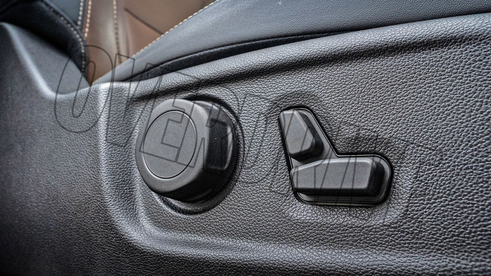 Mahindra Scorpio-N 2022 Z8L Petrol MT 6 Str Interior