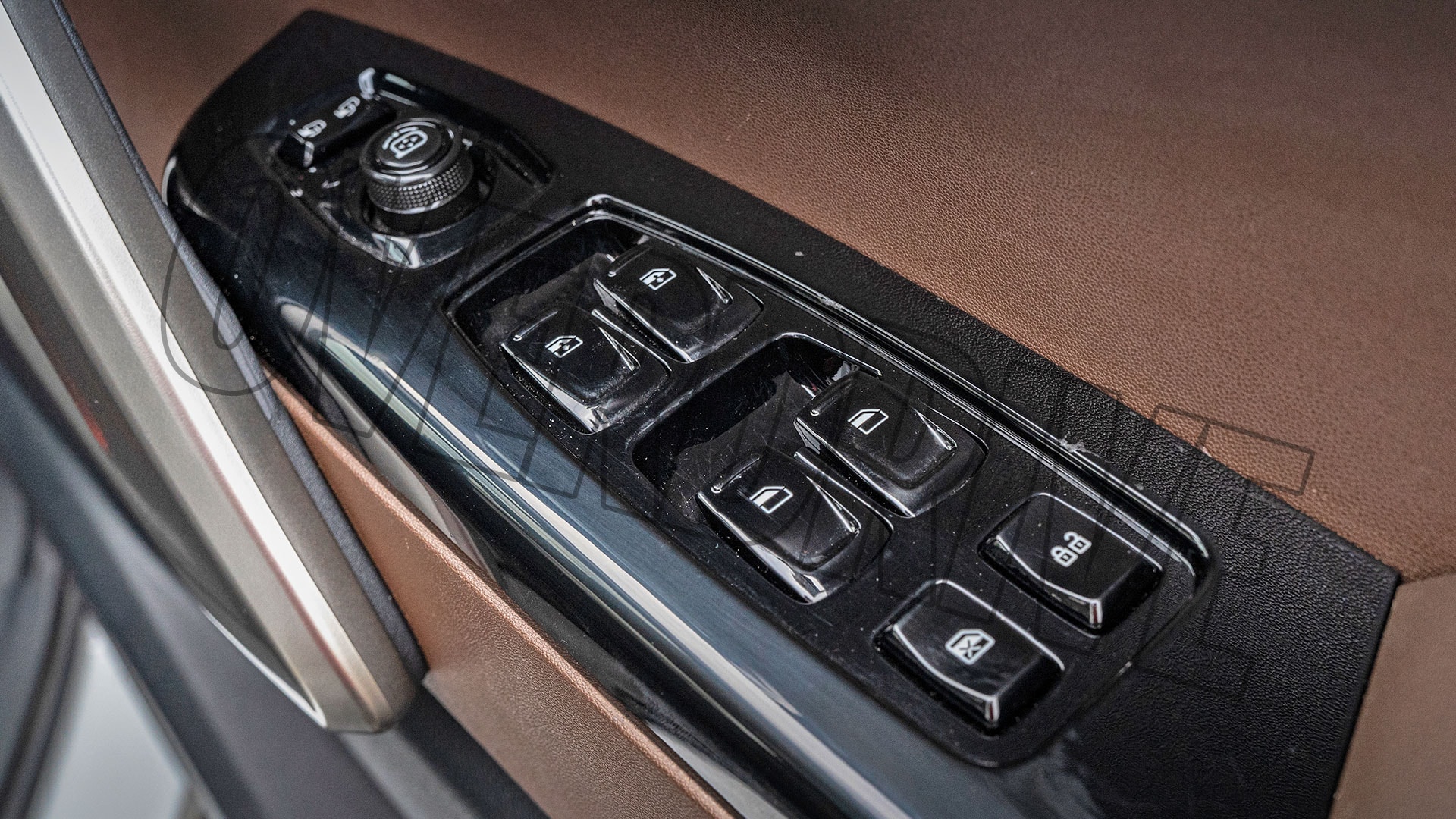 Mahindra Scorpio-N 2022 Z8L Petrol MT 6 Str Interior