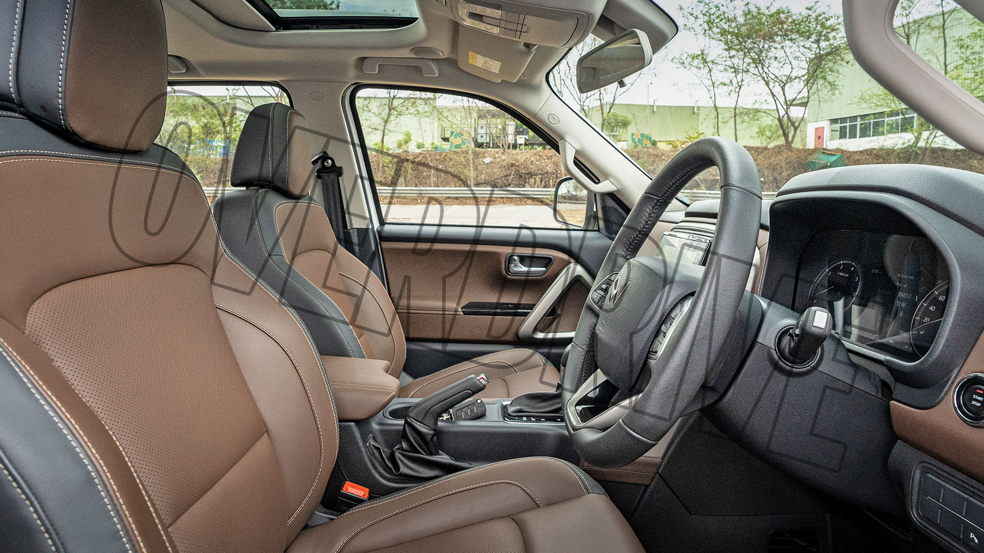 Mahindra Scorpio-N 2022 Z8L Petrol MT 6 Str Interior