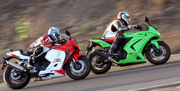 Ninja 250r vs GT250R