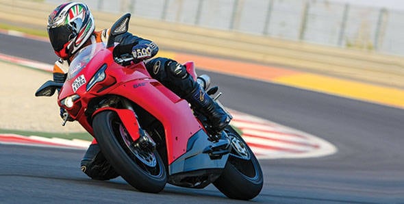 Ducati-848-EVO-(9)-590px.jpg