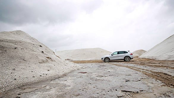The Porsche Cayenne Hybrid in the Rann of Kutch